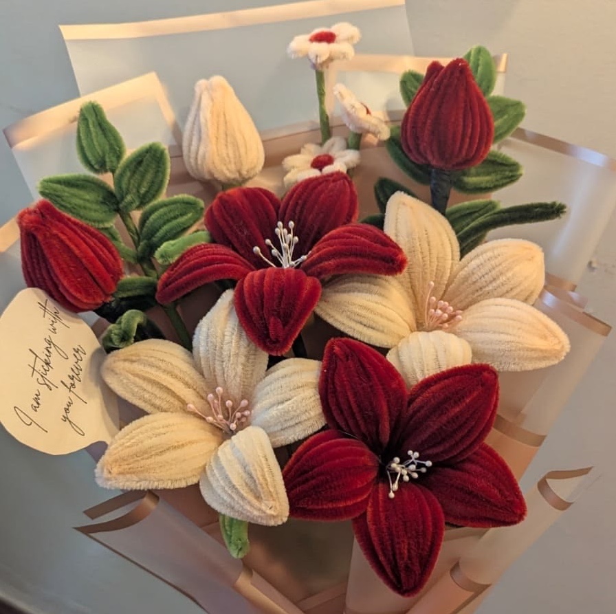 دسته گل مخملی لیلیوم/ هدیه خاص و ماندگار
