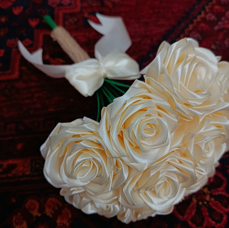دسته گل نباتی ساتن