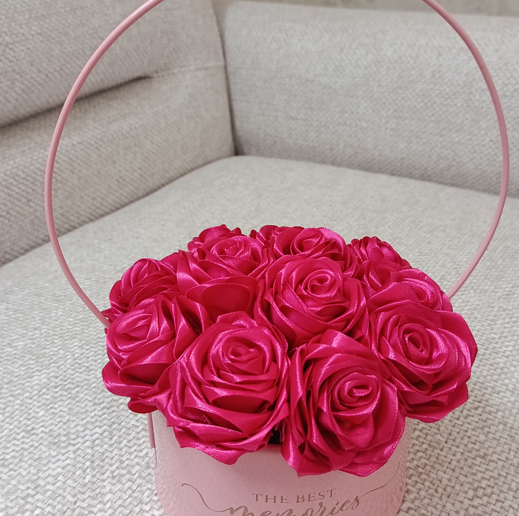 باکس گل سرخابی
